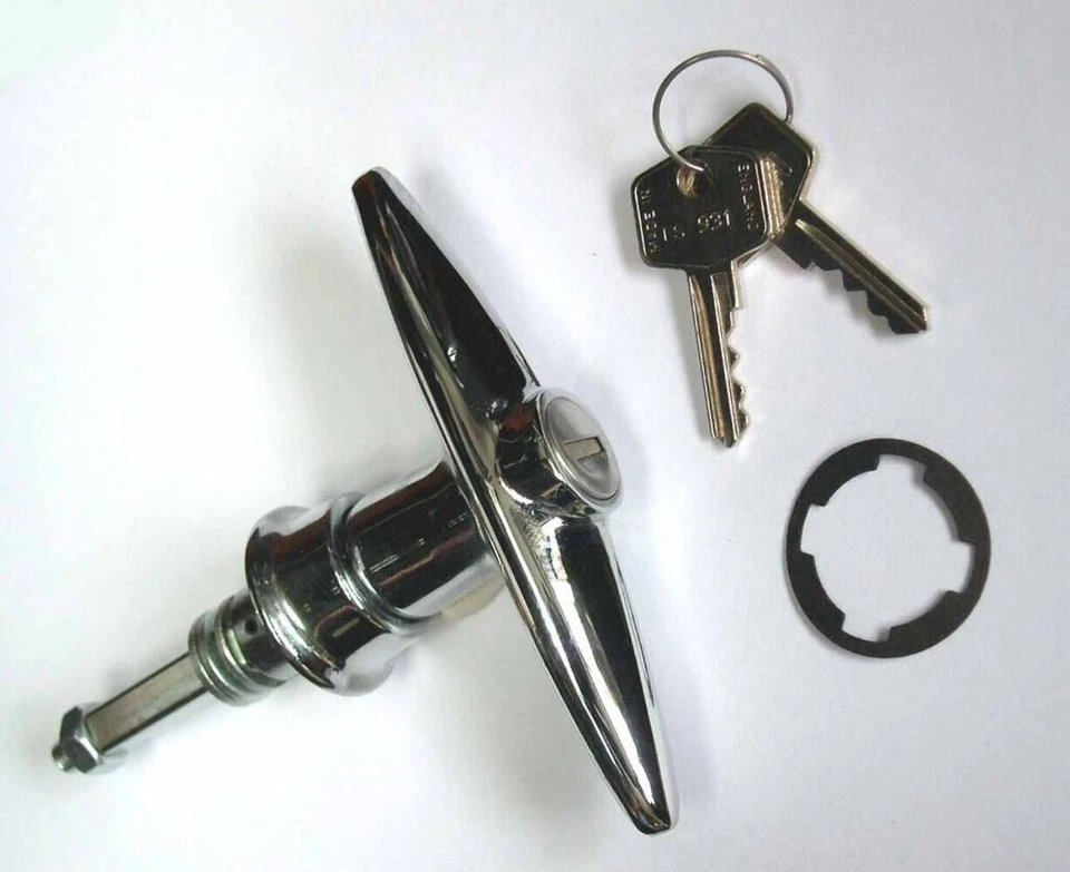 Boot Lid Handle & Lock for Triumph TR4 TR5 TR250 Spitfire Herald Vitesse, 607978 - Image 1 of 1