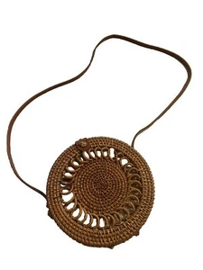 Hand Woven Round Rattan Crossbody Purse Bali Boho Chic Hippie Circle Shoulder - Picture 1 of 7