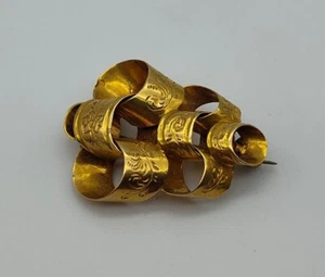 Antique Stacked Flat Round Embossed Link 18K Yellow Gold Brooch Pin Lapel - Picture 1 of 9