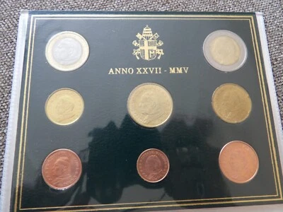Juego de monedas Vaticano 2005 BU 1 centavo 2 euros 3,88 Su Santidad el Papa Juan Pablo II Foto 1 de 4