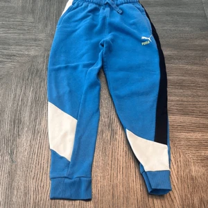 Kids Puma sweatpants - Small (8) - Picture 1 of 3