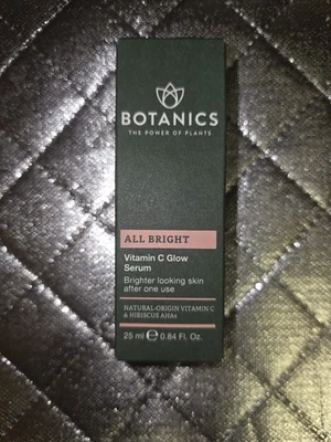 Suero facial Botanics Vitamina C - Suero brillante con natural  Foto 1 de 4