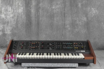 KORG 800DV (Maxi-KORG800DV) Analog Duophonic Synthesizer in sehr gutem Zustand - Bild 1 von 4