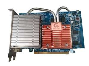 Gigabyte graphics card 256MB - Picture 1 of 3