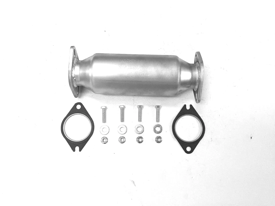 Fits: 1999-2001 Infinity G20/ Nissan Sentra 2.0L Cat Converter - Image 1 of 1