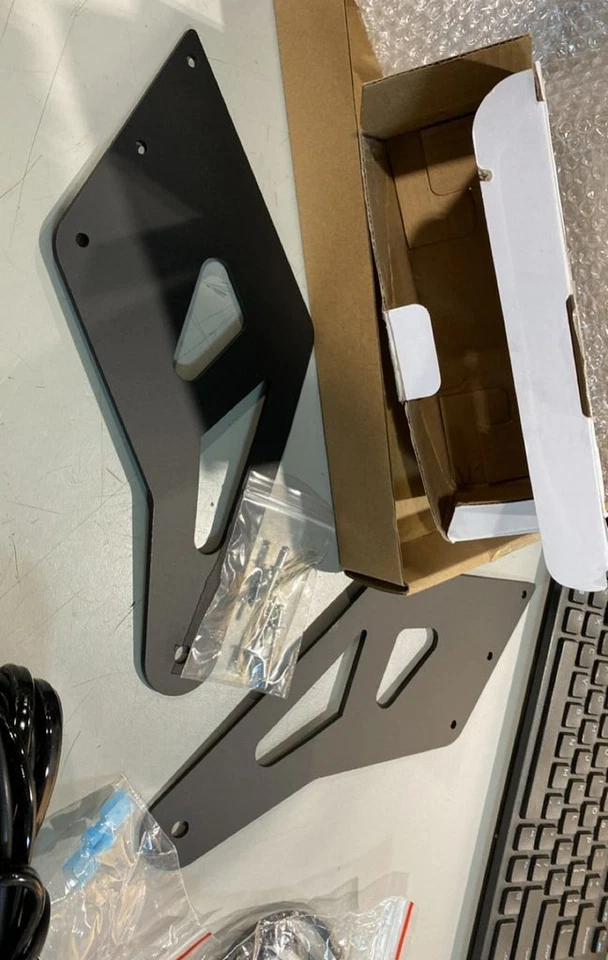 For Jeep Grand Cherokee 1999-2010 , Curved 52'' LED Light Bar Roof Mount Bracket Foto 1 de 1