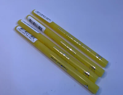 Miss Sporty Mini Me Eye Liner 100 amarillo neón - Delineador de ojos amarillo Foto 1 de 3