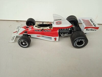 MODELLINO AUTO POLISTIL - McLAREN F1 M23 - E. FITTIPALDI SEASON 1974 -SCALA 1:16 - Immagine 1 di 4