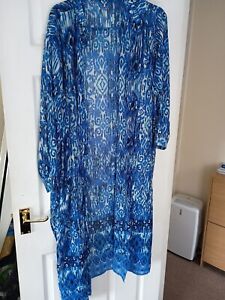 Ladies Size 22 Blue Long Floaty Button Up Shirt Kimono