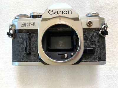 Solo cuerpo de cámara fotográfica Canon AT-1 35 mm SLR - probada y funcionando Foto 1 de 4