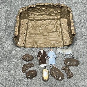 Bible Quest Action Figures Set Nativity Baby Jesus, Mary & Joseph Complete