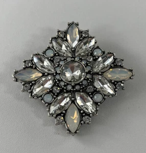 Premier Designs Jewelry - Vintage Fancy Rhinestone Pin Brooch - Picture 1 of 3