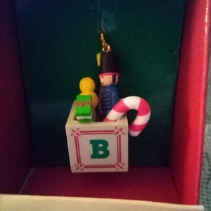 Enesco Small Wonders Miniature Ornament Merry Marchers 1989 - Picture 1 of 4