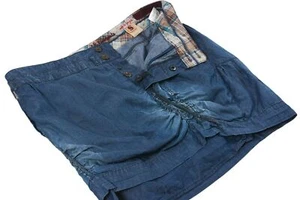 Khujo Crinum Women's Ruched Style Button Fly Chambray Denim Skirt Size S Blue - Picture 1 of 7
