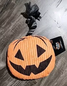 Hyde and Eek! Pumpkin plush dog toy with tug rope squeak Halloween - Picture 1 of 2
