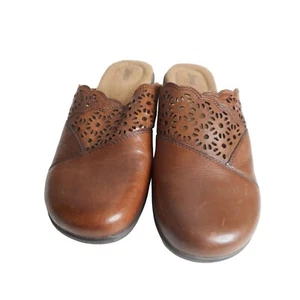 Bass brown Slip on mule Clog style Shoe Sz 8 M cut out upper - Picture 1 of 8