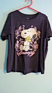 Camiseta Peanuts Snoopy & WOODSTOCK Con Flores S/S Talla 1X Nueva Con Etiquetas - Imagen 1 de 2