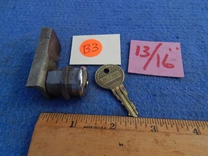 1950s Pinball or Arcade Game Lock & Key ~ 13/16 inch Duo Lock & key K 7288 - Picture 1 of 3
