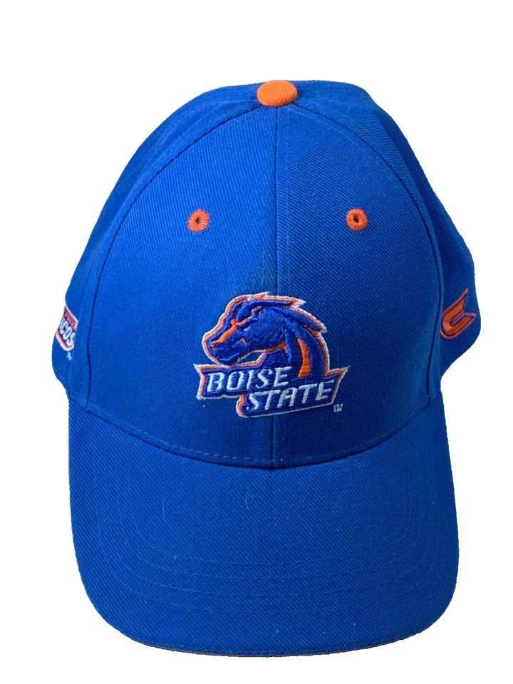 BOISE STATE BRONCOS GORRA JUVENIL MARCA COLISEO AZUL REAL CON NARANJA Foto 1 de 4