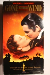 GONE WITH THE WIND-CLARK GABLE 2-VHS 1998 Digitally ReMastered G Cond Ships Free - Imagen 1 de 4