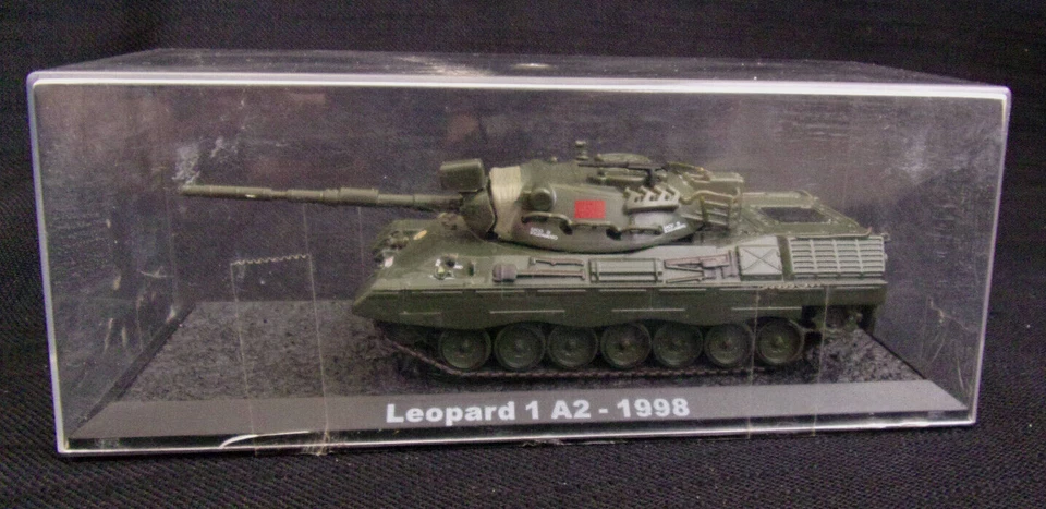 Leopard 1 A2 1998 1/72  Amercom - Image 1 of 1