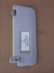 2000 MERCEDES CLK430 CONVERTIBLE LEFT SUN VISOR ROOF SHADE FLIP A2038170220 - Bild 1 von 4