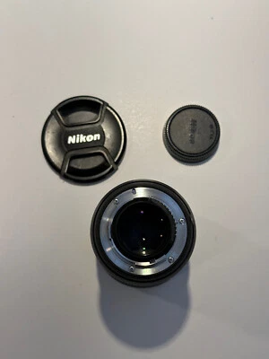 Lente de zoom Nikon AF-S FX NIKKOR 24-70mm f/2.8G ED - COMO ESTÁ - Imagem 1 de 4