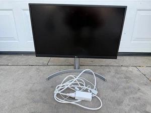 LG 27UL500-W 27-inch 4K UHD (3840 x 2160) monitor, HDR10, HDMI, DisplayPort - Picture 1 of 5