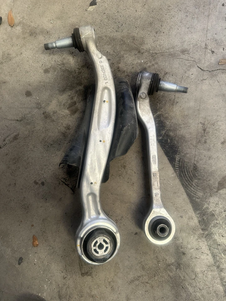 2016-2024 Chevrolet Camaro SS Front Left Control Arm Set OEM - Image 1 of 1