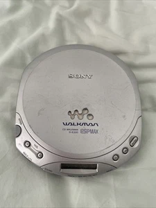Sony CD Walkman D-E220 ESP MAX – Vintage Y2K Portable CD Player – Fully Working - Foto 1 di 3
