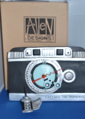 Enesco Allen Designs - Vintage  Wall Clock #P1226 - Image 1 of 4