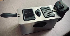 Hochwertige Edelstahl-Fritteuse mit Kaltzonentechnik von Clatronic - Bild 1 von 8