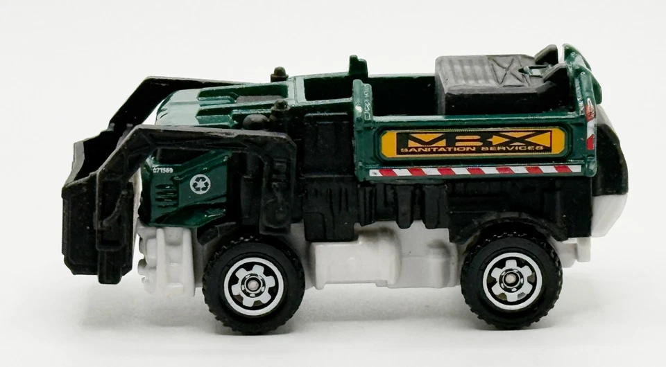 Matchbox 2013 Garbage Gulper Truck Mattel MBX Sanitation Service Diecast Toy - Image 1 of 4