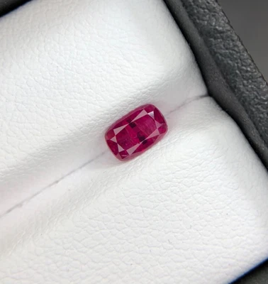 Natural Untreat Ruby 0.90 Cts Pinkish Red Color Cushion Shape loose gemstone - Image 1 of 4