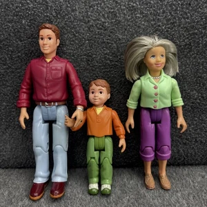 Fisher Price liebevolle Familie Figuren 2006 Vater Sohn Großmutter voll beweglich - Bild 1 von 7