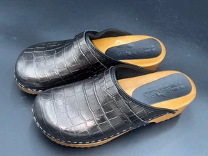 Bjork Black Open Back Croc Embossed Clogs Size 39 Eur 8-8.5 US - Picture 1 of 12