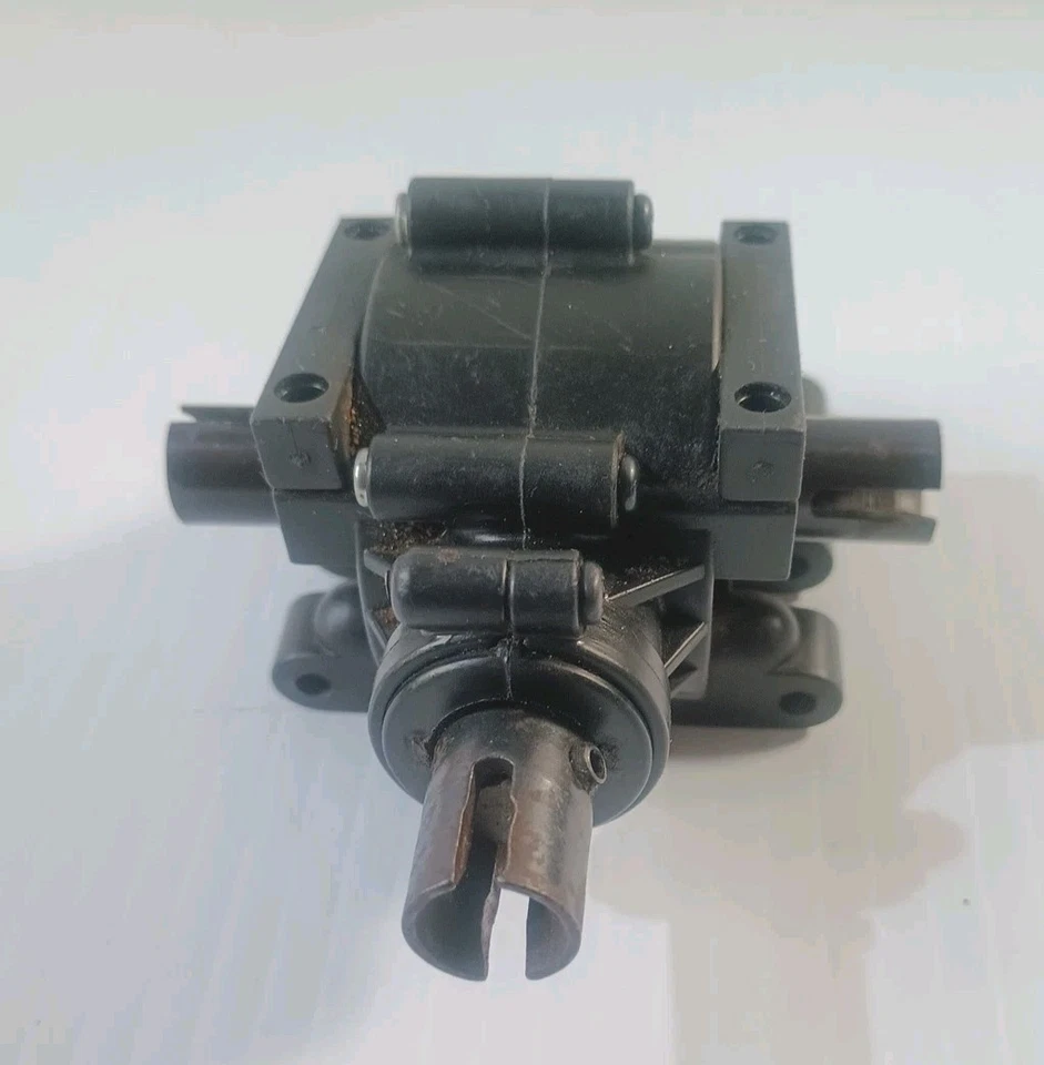 Team Associated Nitro RC MGT Monster Truck Differential Part Pre-owned Rc Things - Image 1 of 4