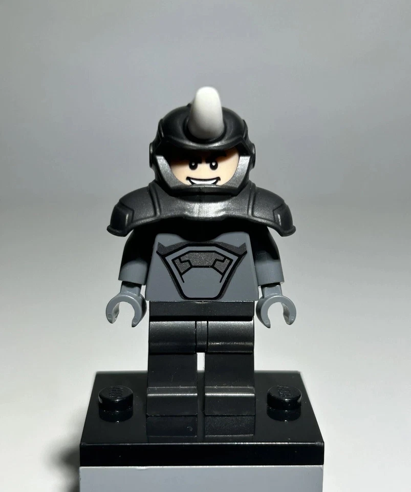 Spider-man (Spidey) 10782 10783 10784 LEGO Super Heroes MiniFigure Medium Legs