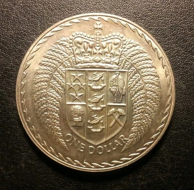 Moneda grande de un dólar 1972 de Nueva Zelanda -solo 36.000 acuñada- Foto 1 de 2
