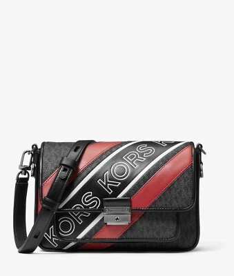  Bolso Mensajero Bradshaw Mediano Logo Repujado Rayas Foto 1 de 4