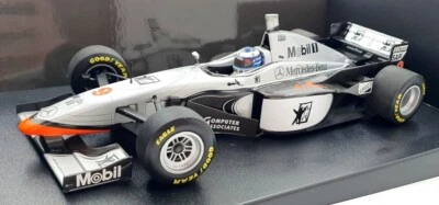 Minichamps 1/18 Scale MC31522A F1 McLaren-Mercedes MP4/12 1997 - M.Hakkinen - Image 1 of 4