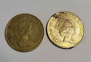 2 coins: Hong Kong 10 cent, 1983 & 1985 - circulated - Queen Elizabeth - Picture 1 of 6