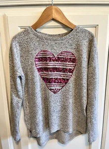 Gap Kids Girls Size Small (6/7) Long Sleeve T Shirt Gray With Sequin Heart - Picture 1 of 3