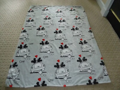 "Manta suave 50 x70 Disney Mickey & Minnie Mouse Heart Love Car Ride" Foto 1 de 4