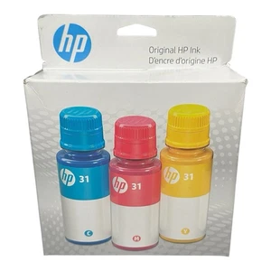 Paquete de 3 botellas de tinta originales HP 31 cian, magenta y amarillas 9C228AN CADUCIDAD 5/2026 - Imagen 1 de 2