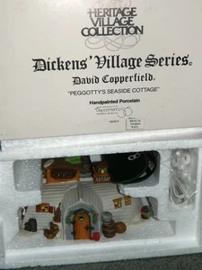 Nueva casa de campo junto al mar Dept 56 Dickens Village Series David Copperfield Peggotty's - Imagen 1 de 5