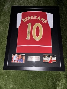 DENNIS BERGKAMP ARSENAL AFC LEGEND GENUINE HAND SIGNED AUTHENTIC COA - Picture 1 of 3