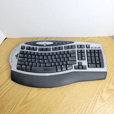 Teclado Microsoft Wireless Comfort 1.0A Modelo 1027 Foto 1 de 4