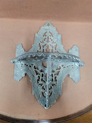 ETAGERE EN BRONZE ANCIENNE ET PLIANTE - Photo 1/4