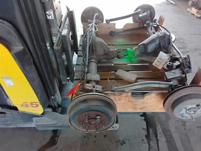 Camión Chevrolet Silverado 1500 2007 eje trasero 8,6 10 pernos relación 3,73 usada Foto 1 de 4